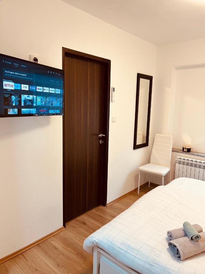 Apartment In Time Сесвете Экстерьер фото